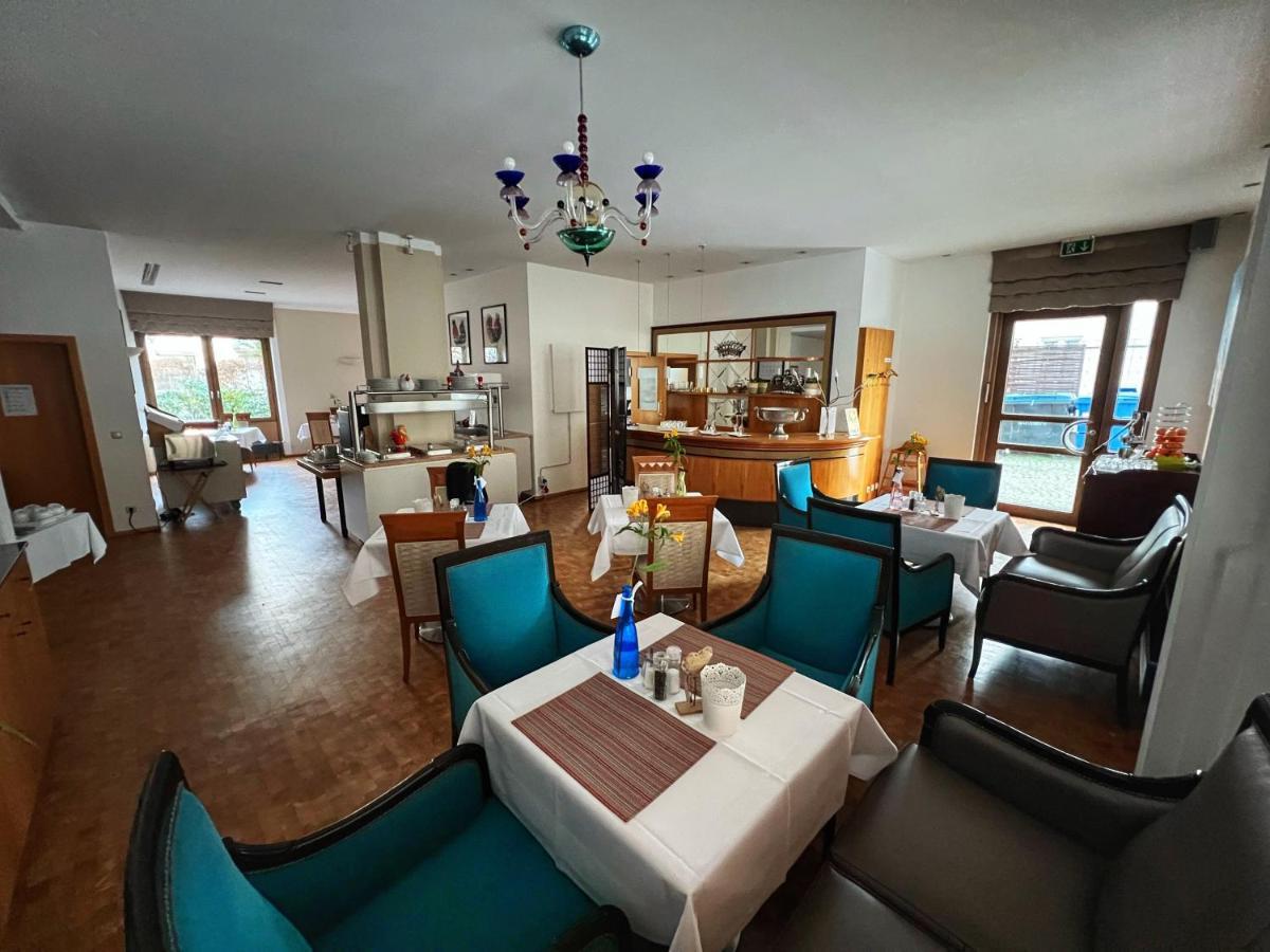 Prinz Hotel 4*