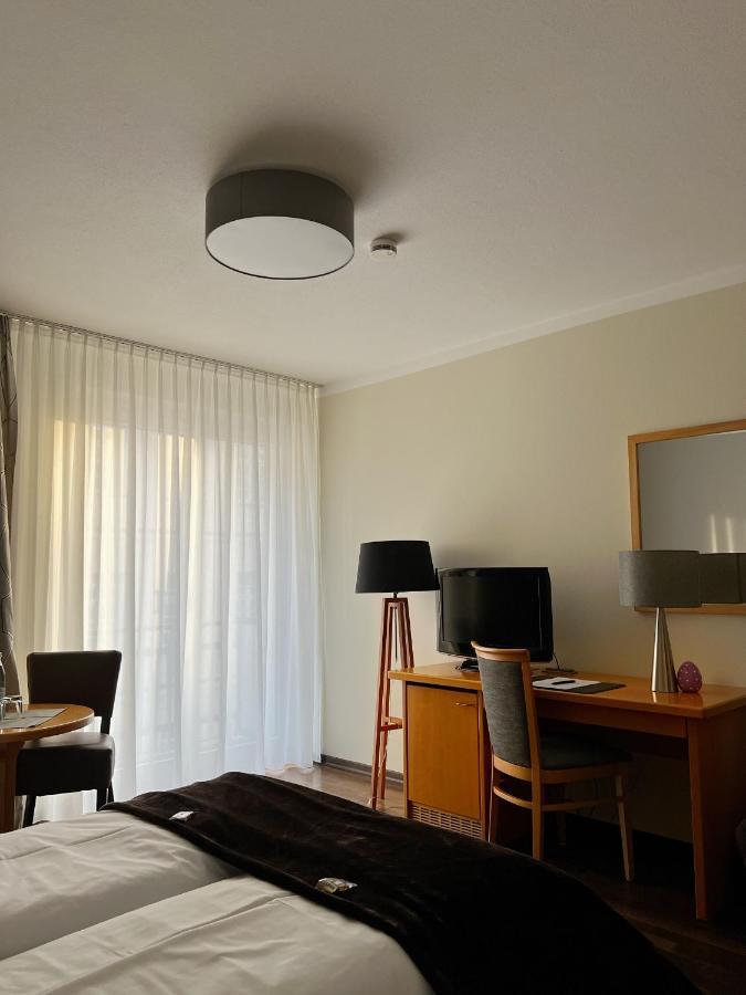 Prinz Hotel 4*